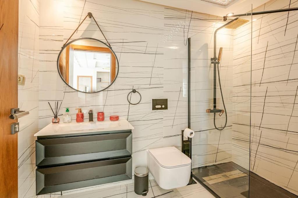 Апартаменты Royale Duplexe Pleine Centre Tanger Экстерьер фото