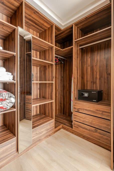 Апартаменты Royale Duplexe Pleine Centre Tanger Экстерьер фото