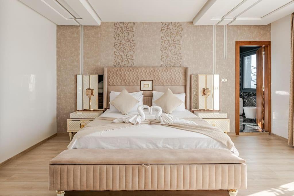 Апартаменты Royale Duplexe Pleine Centre Tanger Экстерьер фото