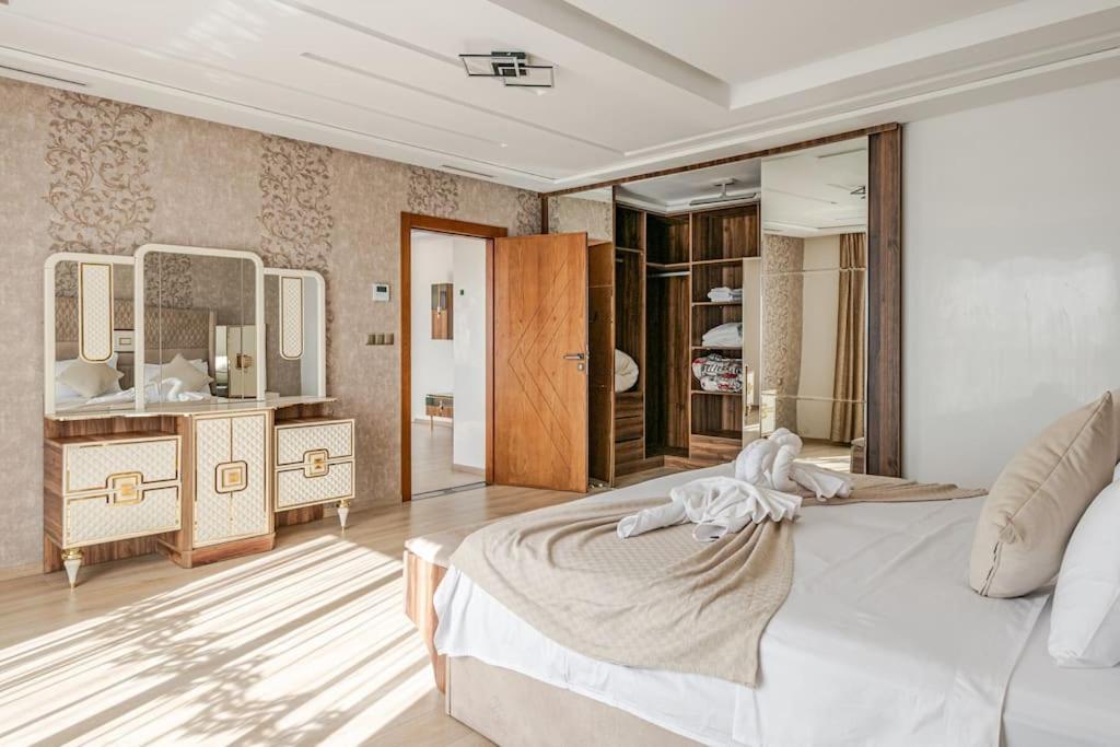 Апартаменты Royale Duplexe Pleine Centre Tanger Экстерьер фото